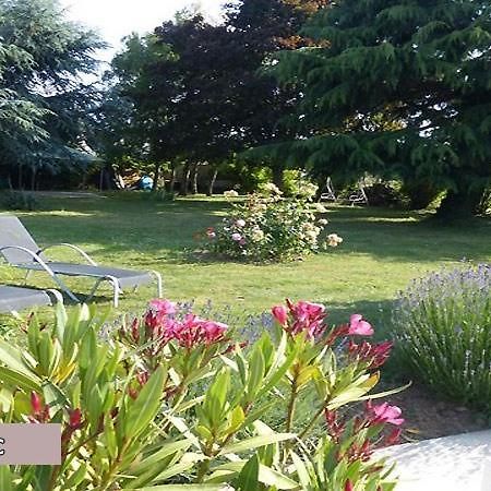 Le Clos Fleuri Vineuil  Exteriör bild
