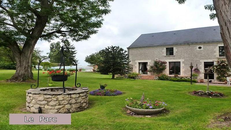 Le Clos Fleuri Vineuil  Exteriör bild